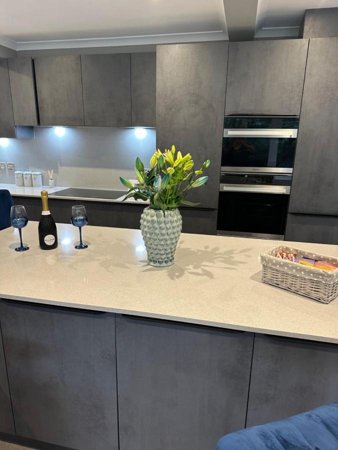 Cameron Coach House Modern Property In Murrayfield إدنبرة المظهر الخارجي الصورة
