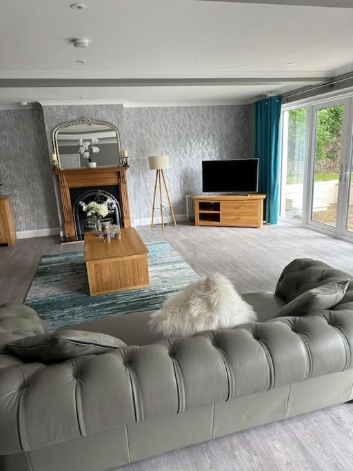 Cameron Coach House Modern Property In Murrayfield إدنبرة المظهر الخارجي الصورة
